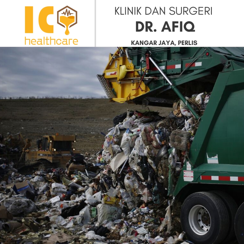 Pengurusan sampah di Kangar Perlis menggunakan lori kutipan – penting untuk elak penyakit dan menjaga kesihatan komuniti klinik kangar